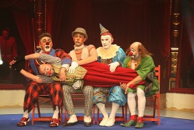 Clowns (Der Zirkus Roncalli in Mönchengladbach)